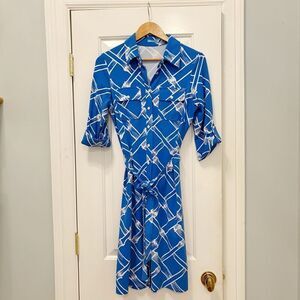 J. McLaughlin Catalina Knit Shirt Dress Blue Bamboo Print Size Small Belt